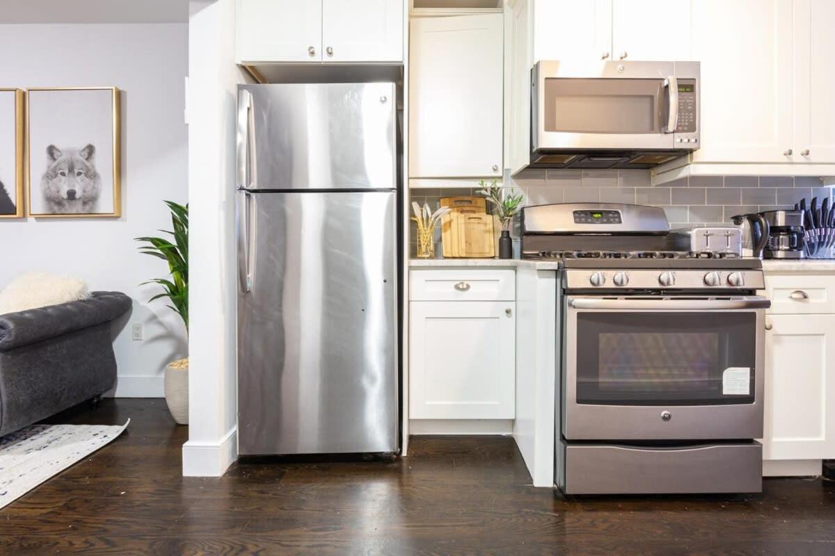 39-2 Renovated 3br * New York